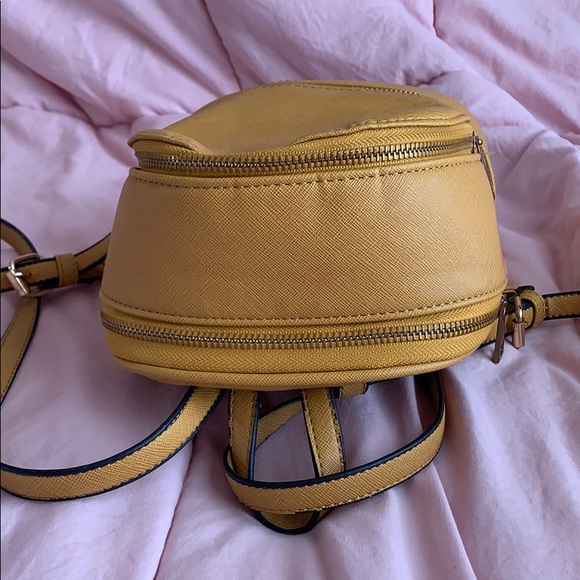 Yellow mini backpack - Picture 2 of 4